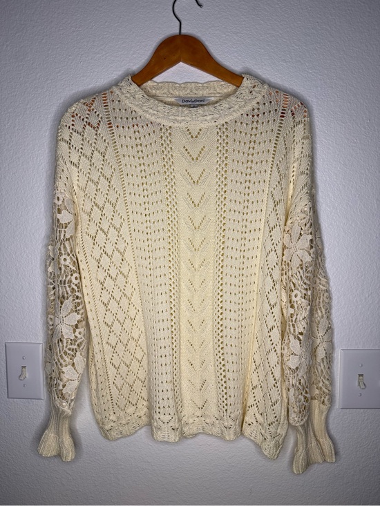 DAVI & DANI Sweaters - Davi & Dani Ivory Crochet Open Knit Lace Sleeve Boho Sweater Women’s Size Medium